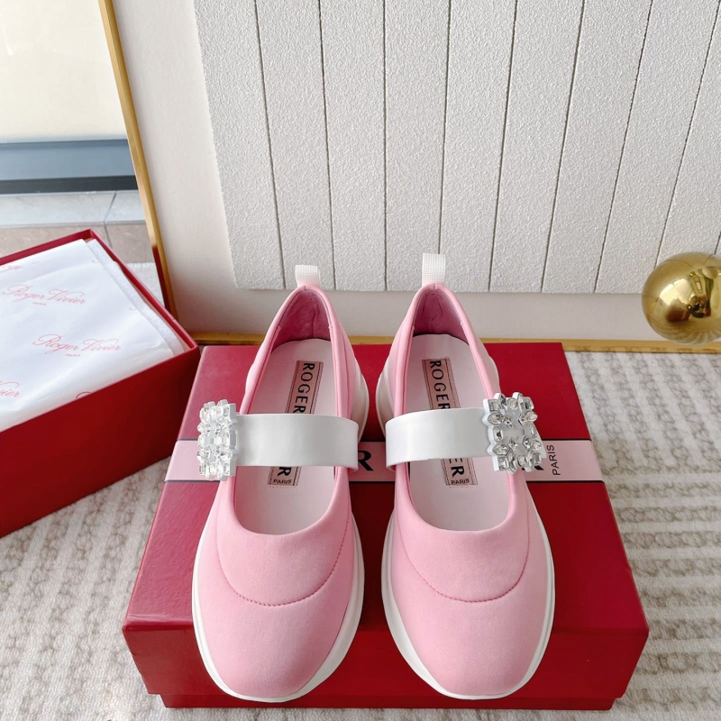 Roger Vivier Casual Shoes